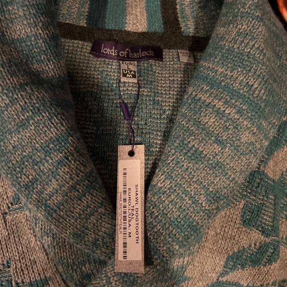 Sweater - Picture 2 of 2